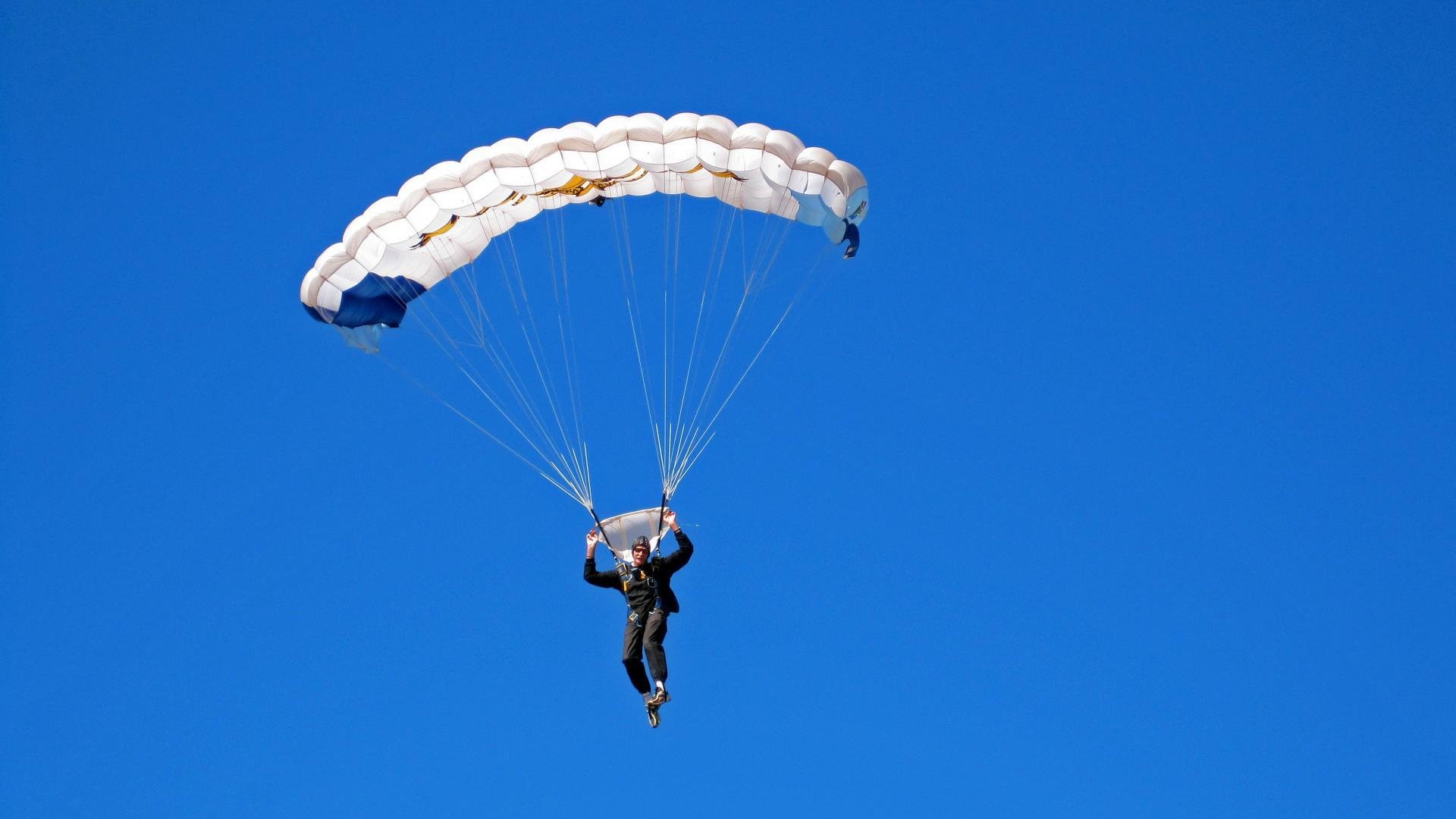 决赛场上 麦克沃伊领先优势明显，麦克沃特